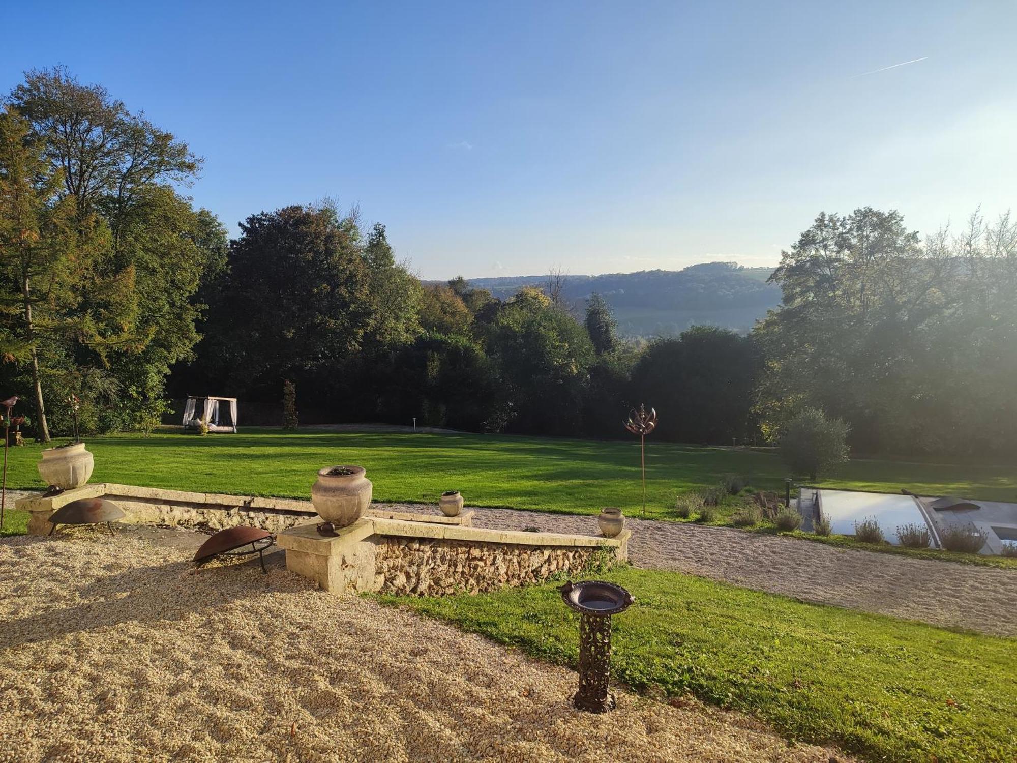 Demeure De La Garenne Bed & Breakfast Montmirail  Exterior photo